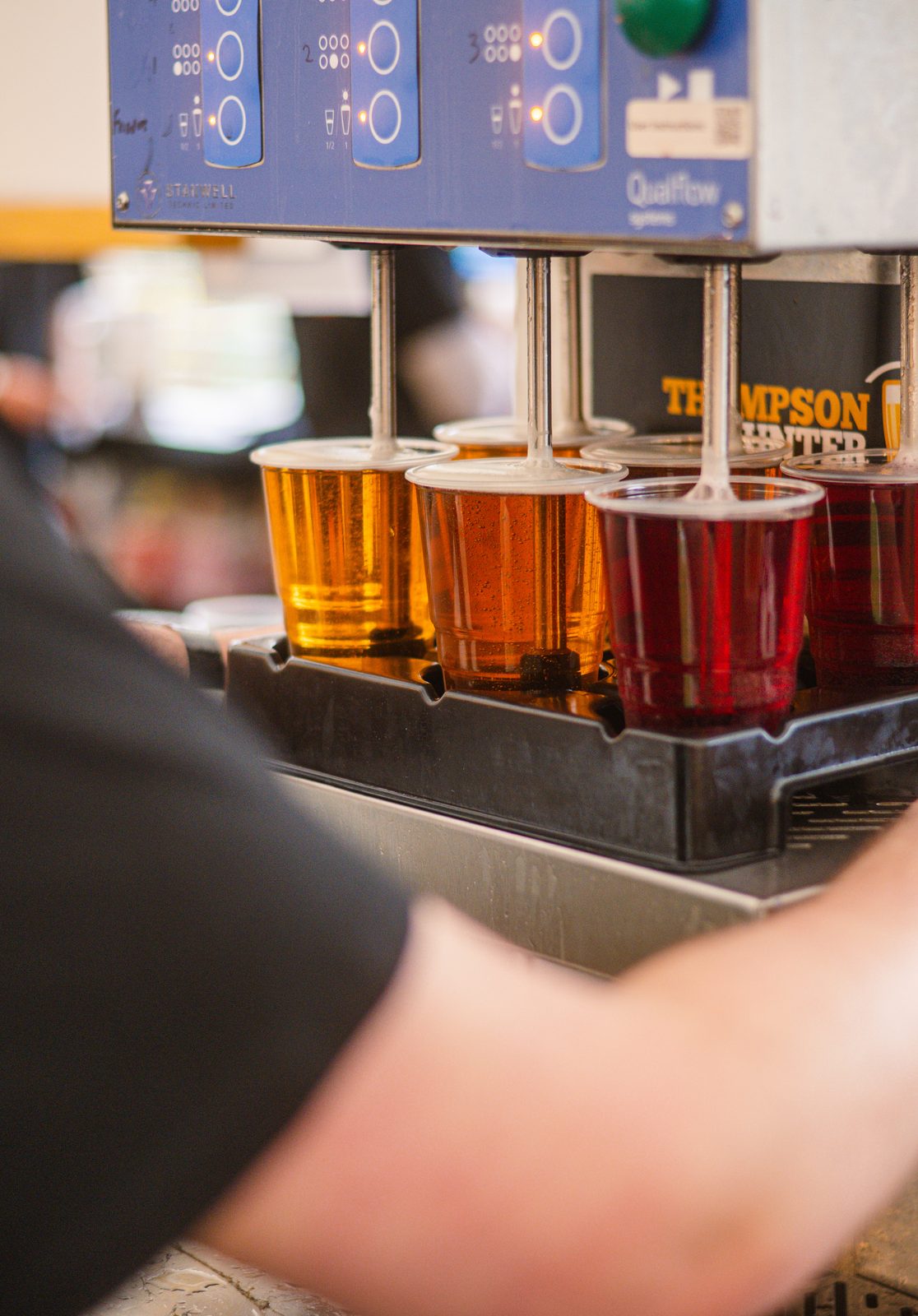 Multi-dispense unit pouring several pints at once